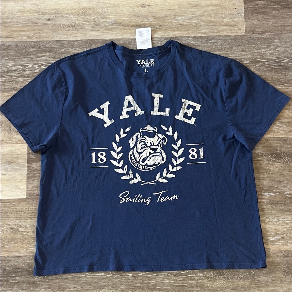 NWT Yale University Sailing Team Graphic T-Shirt Blue Size L